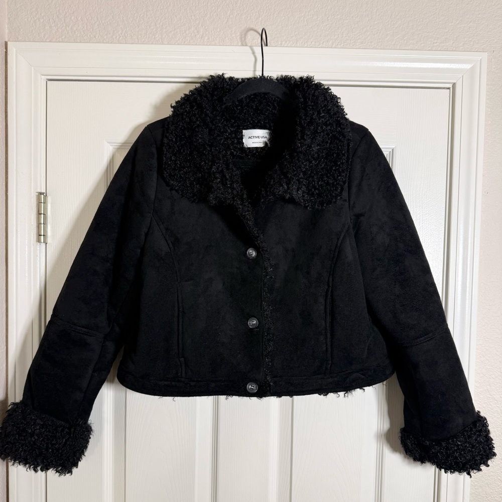 Cozy Black Teddy-Trim Jacket - Picture 5 of 14